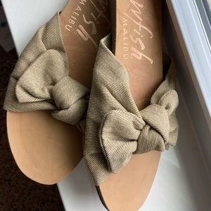 Khaki colored slide bow sandals